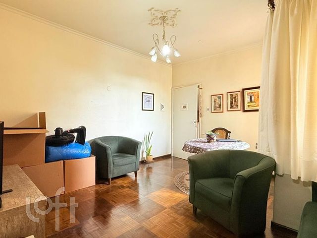 Apartamento com 61m², 2 dormitórios, São João em Porto Alegre