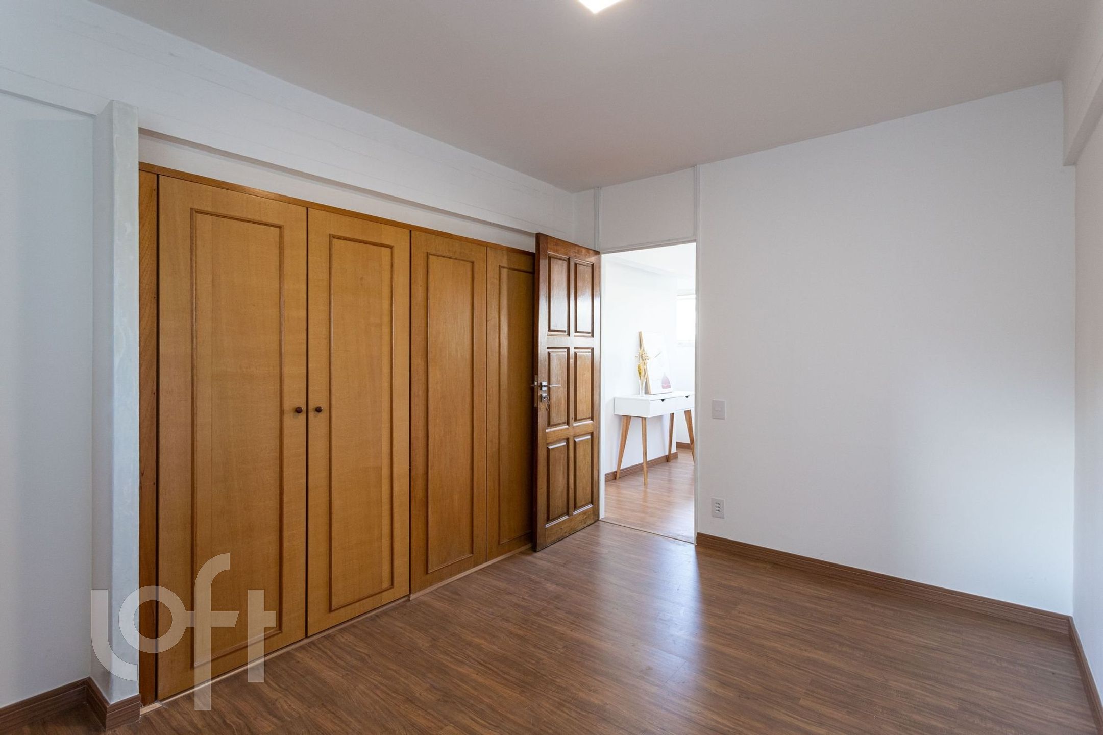 Apartamento à venda com 3 quartos, 121m² - Foto 7