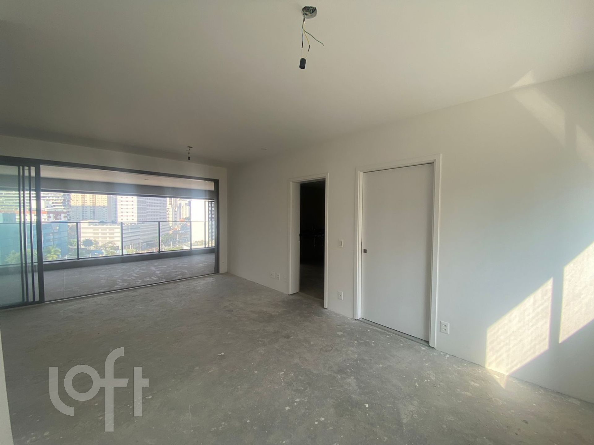 Apartamento à venda com 3 quartos, 160m² - Foto 4