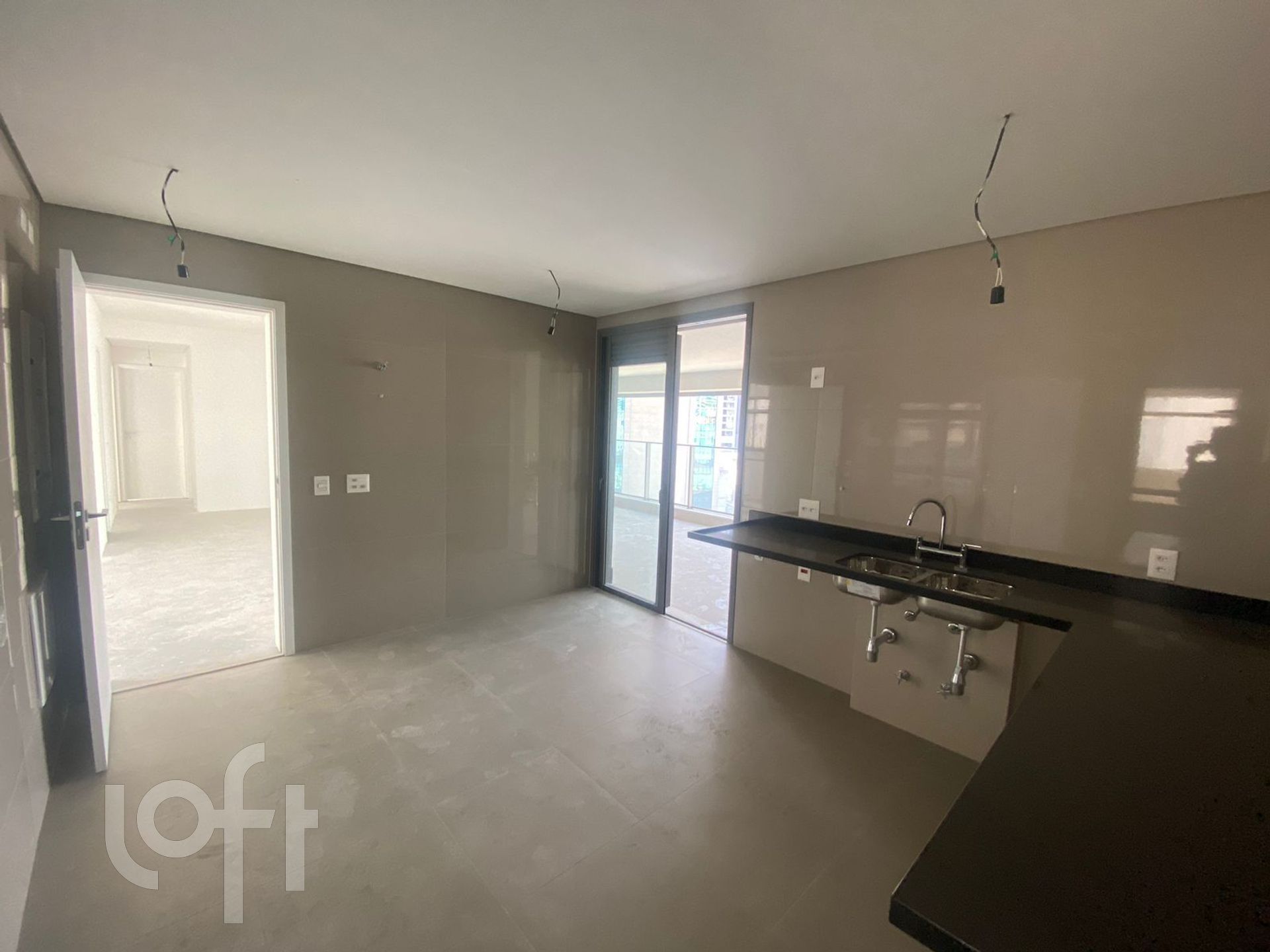 Apartamento à venda com 3 quartos, 160m² - Foto 7