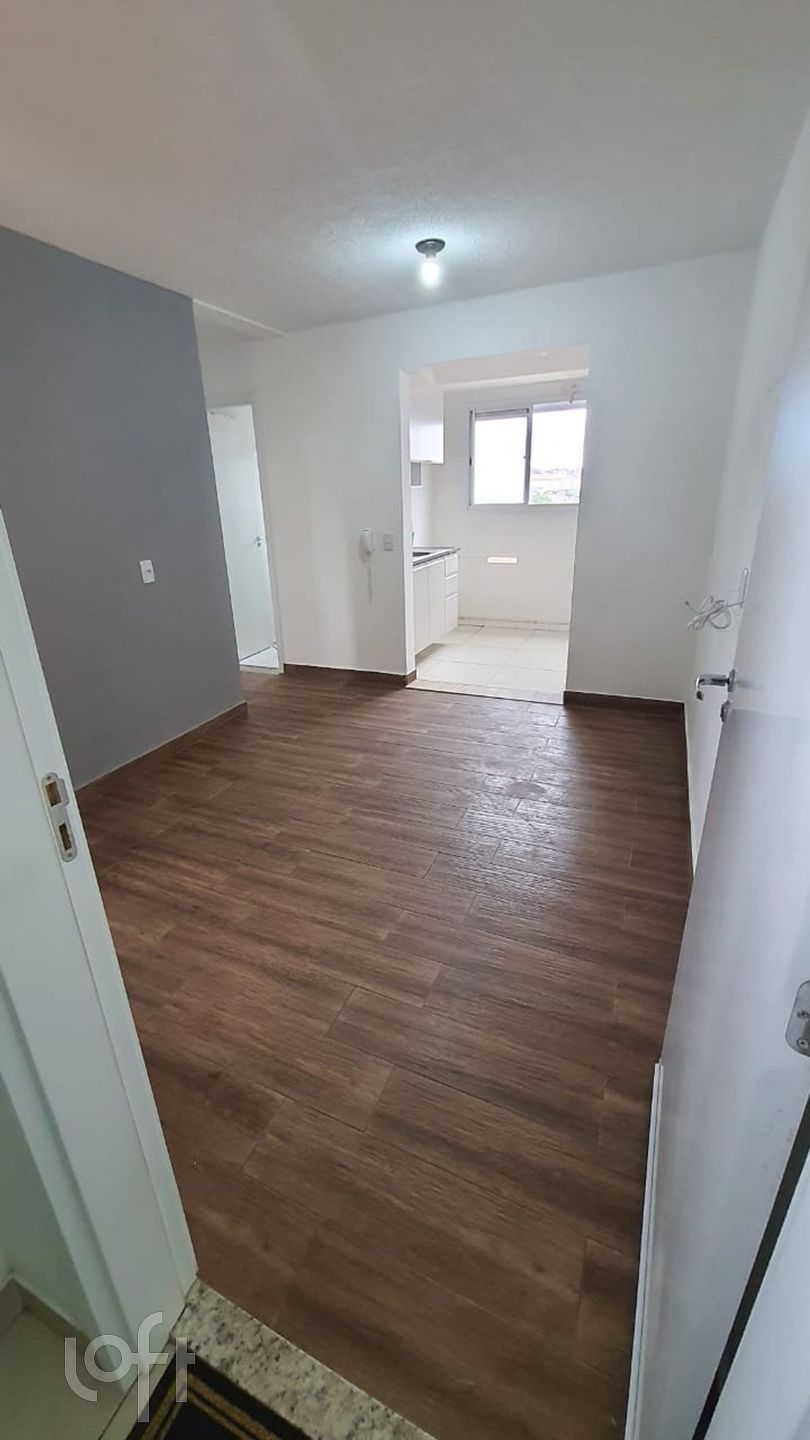 Apartamento à venda com 2 quartos, 40m² - Foto 5