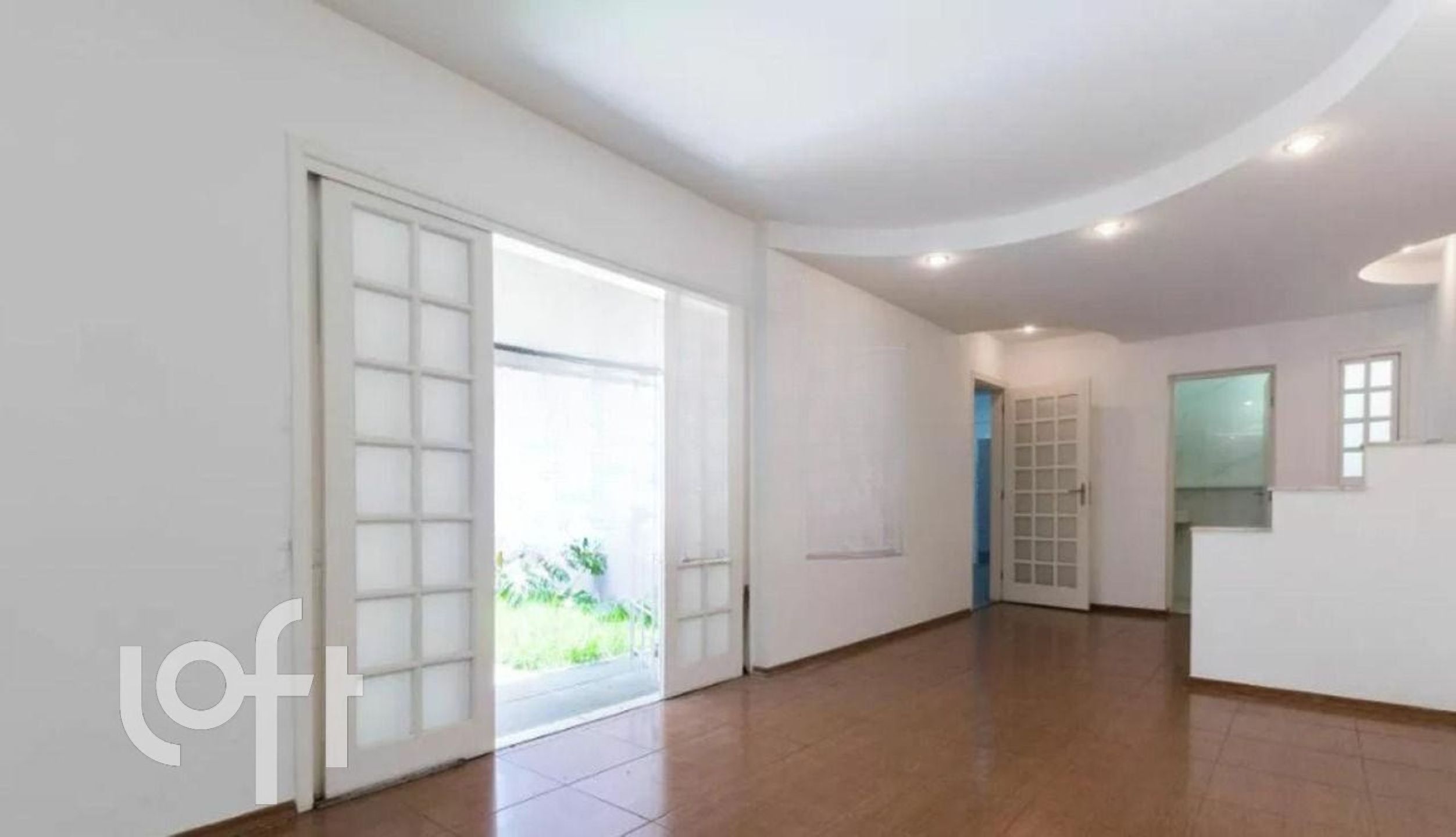 Casa à venda com 3 quartos, 280m² - Foto 1