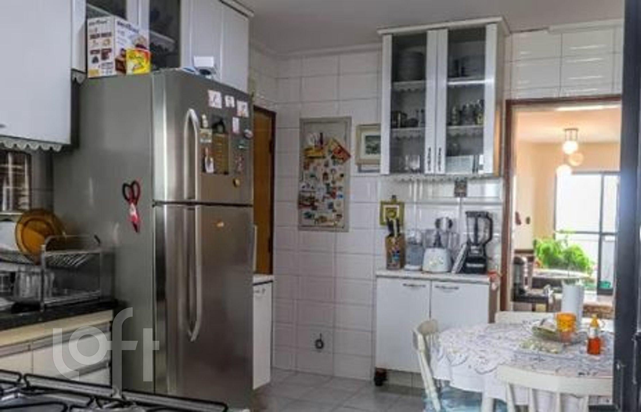 Apartamento à venda com 3 quartos, 140m² - Foto 11