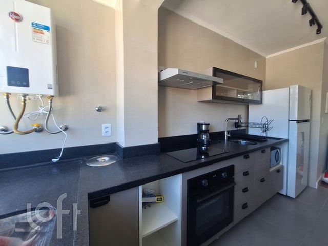 Apartamento com 55m², 2 dormitórios, Auxiliadora em Porto Alegre