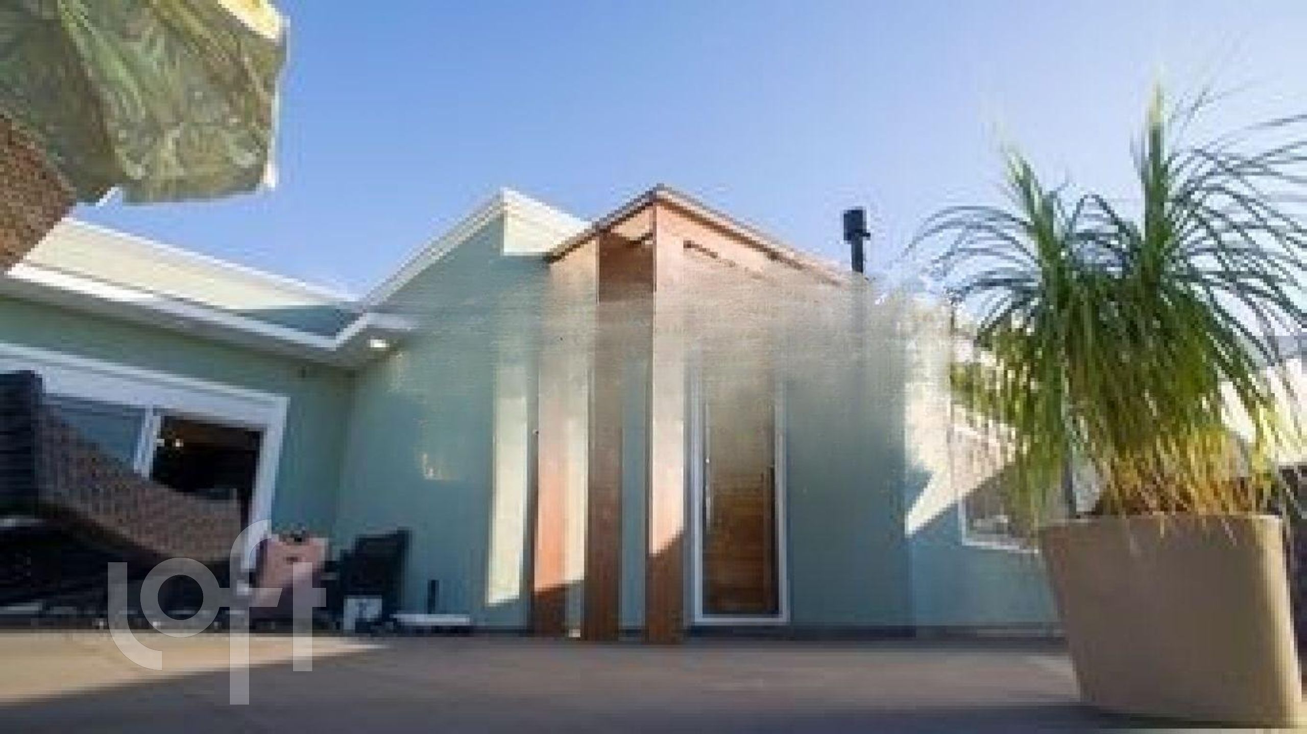 Casa Residencial com 498m², 3 quartos, 2 suítes, 4 garagens, no bairro Ingleses em Florianópolis