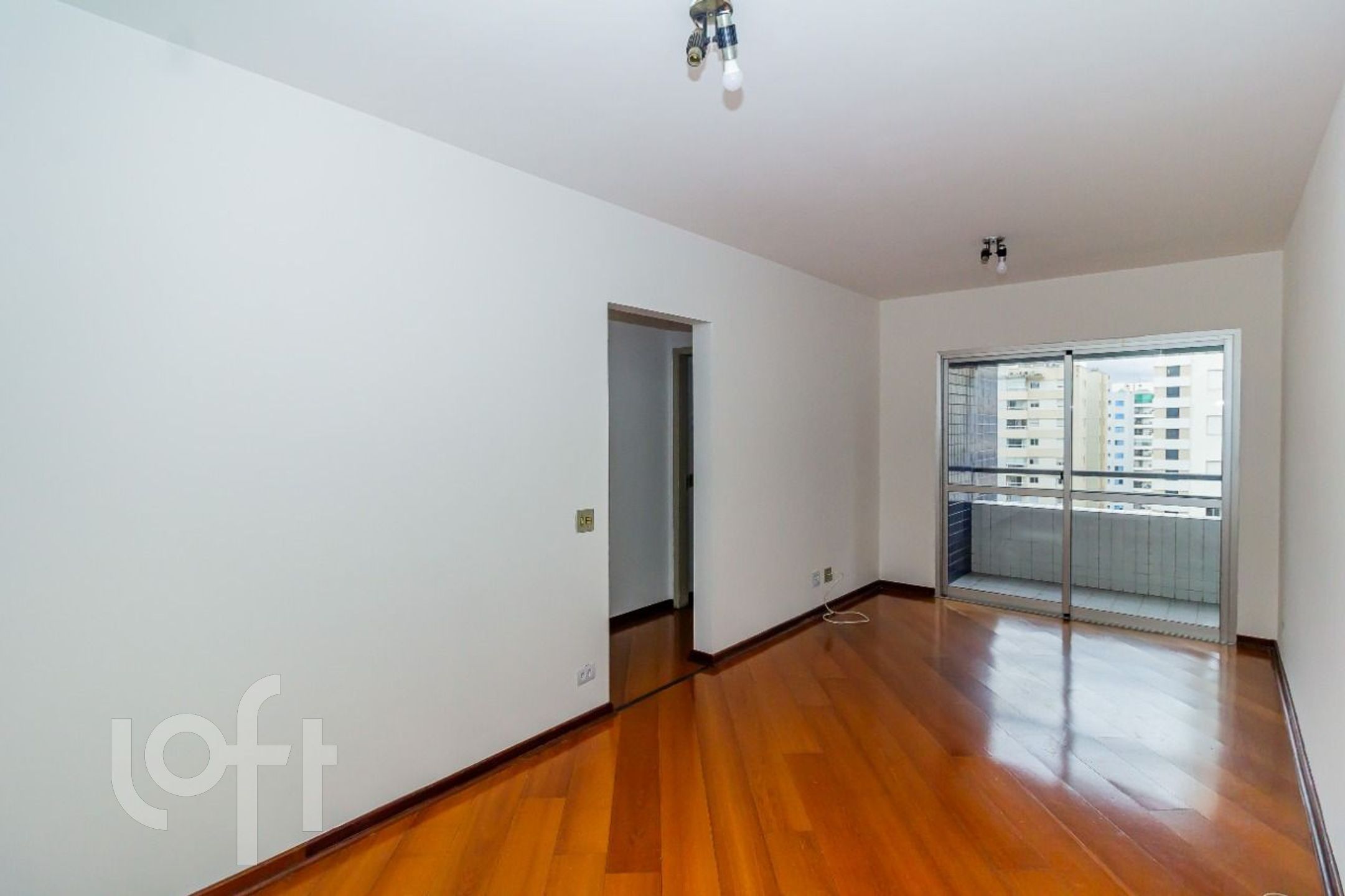 Apartamento à venda com 3 quartos, 78m² - Foto 2