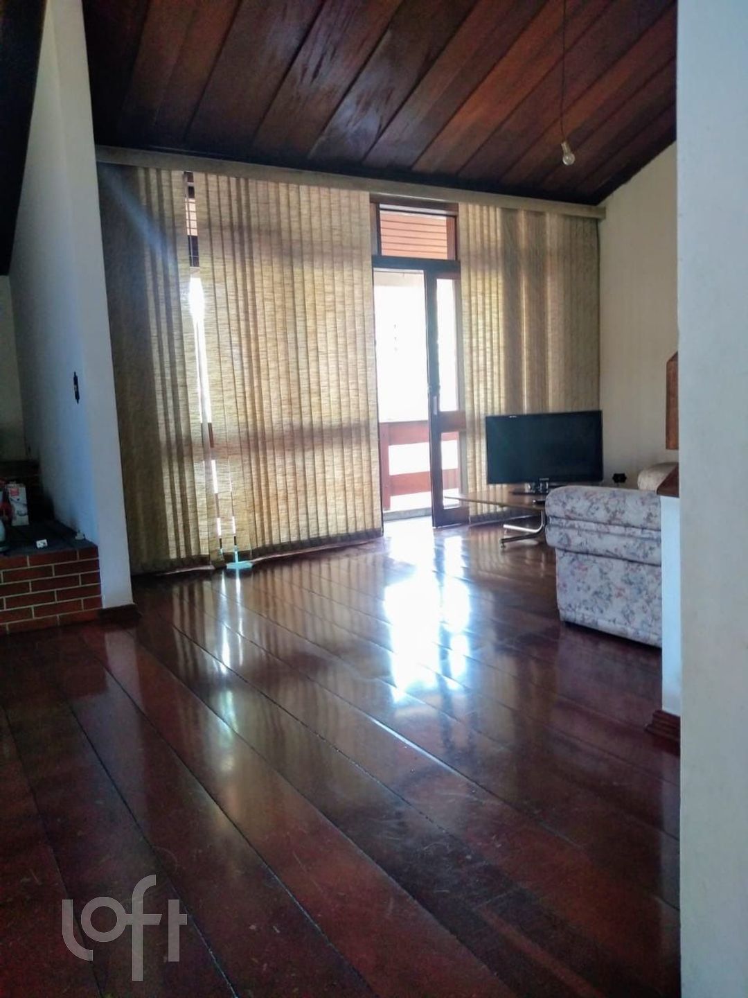 Casa à venda com 5 quartos, 223m² - Foto 9