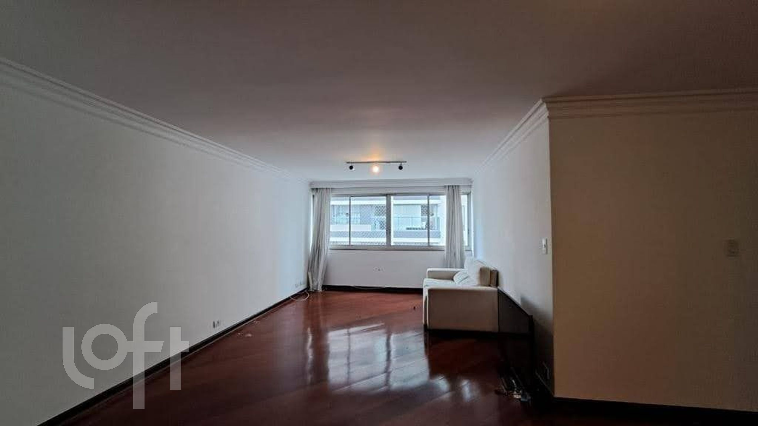 Apartamento à venda com 3 quartos, 137m² - Foto 4