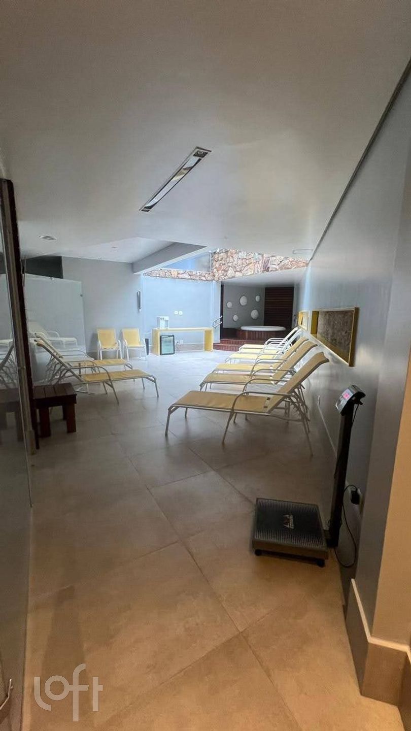 Apartamento à venda com 3 quartos, 137m² - Foto 42