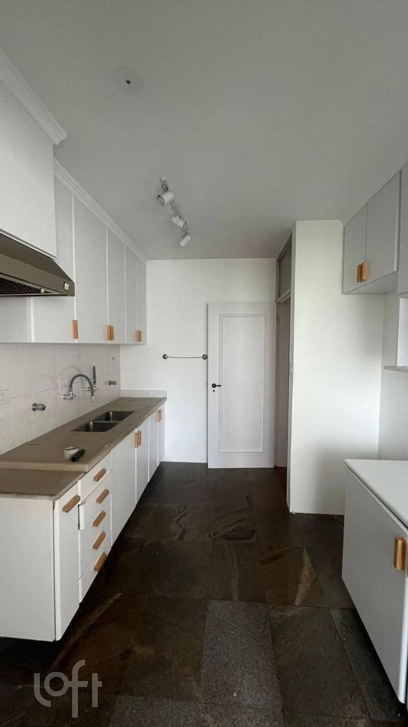 Apartamento à venda com 3 quartos, 137m² - Foto 10