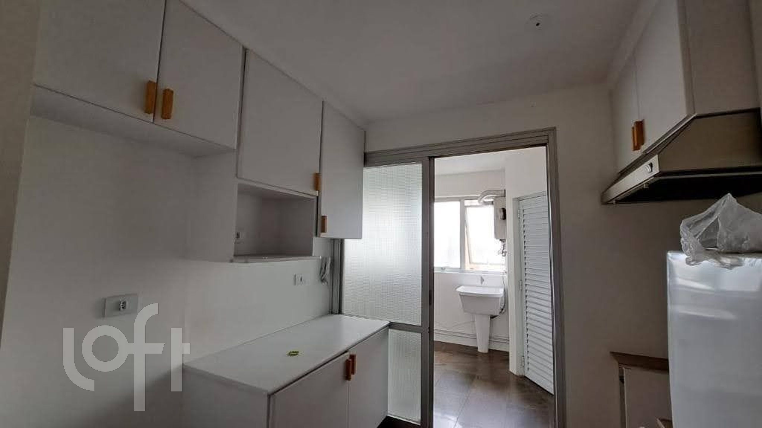 Apartamento à venda com 3 quartos, 137m² - Foto 7