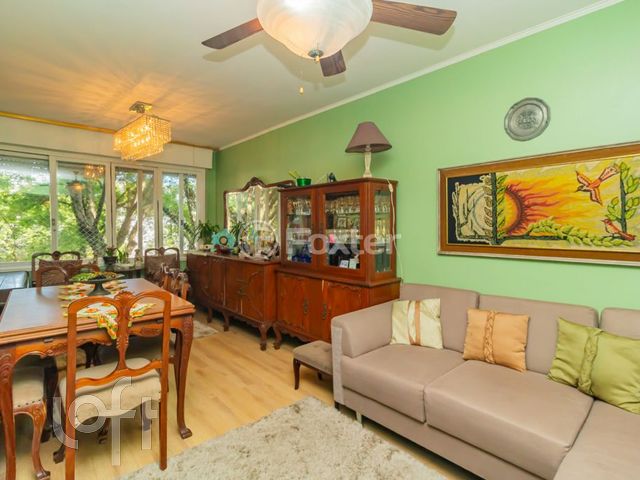 Apartamento com 119m², 3 dormitórios, 1 suíte, 2 vagas, Auxiliadora em Porto Alegre