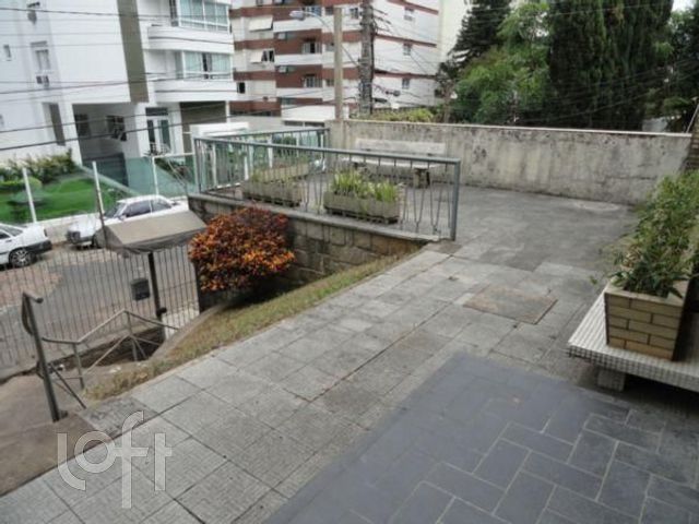 Casa com 181m², 3 dormitórios, 1 vaga, Petrópolis em Porto Alegre