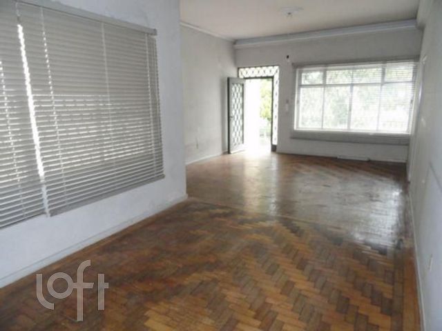 Casa com 181m², 3 dormitórios, 1 vaga, Petrópolis em Porto Alegre