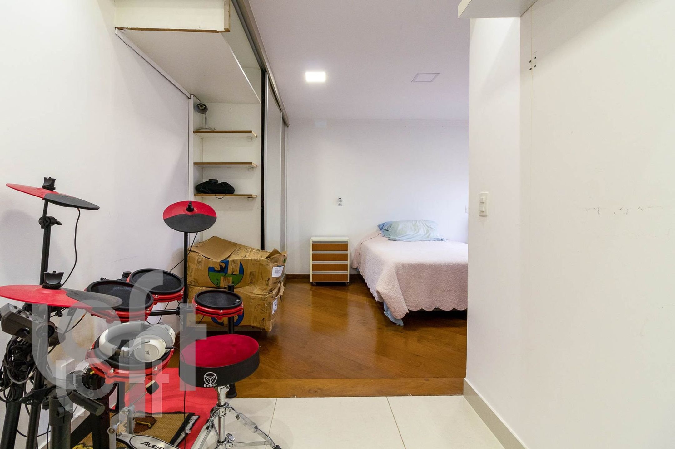 Apartamento à venda com 3 quartos, 246m² - Foto 22