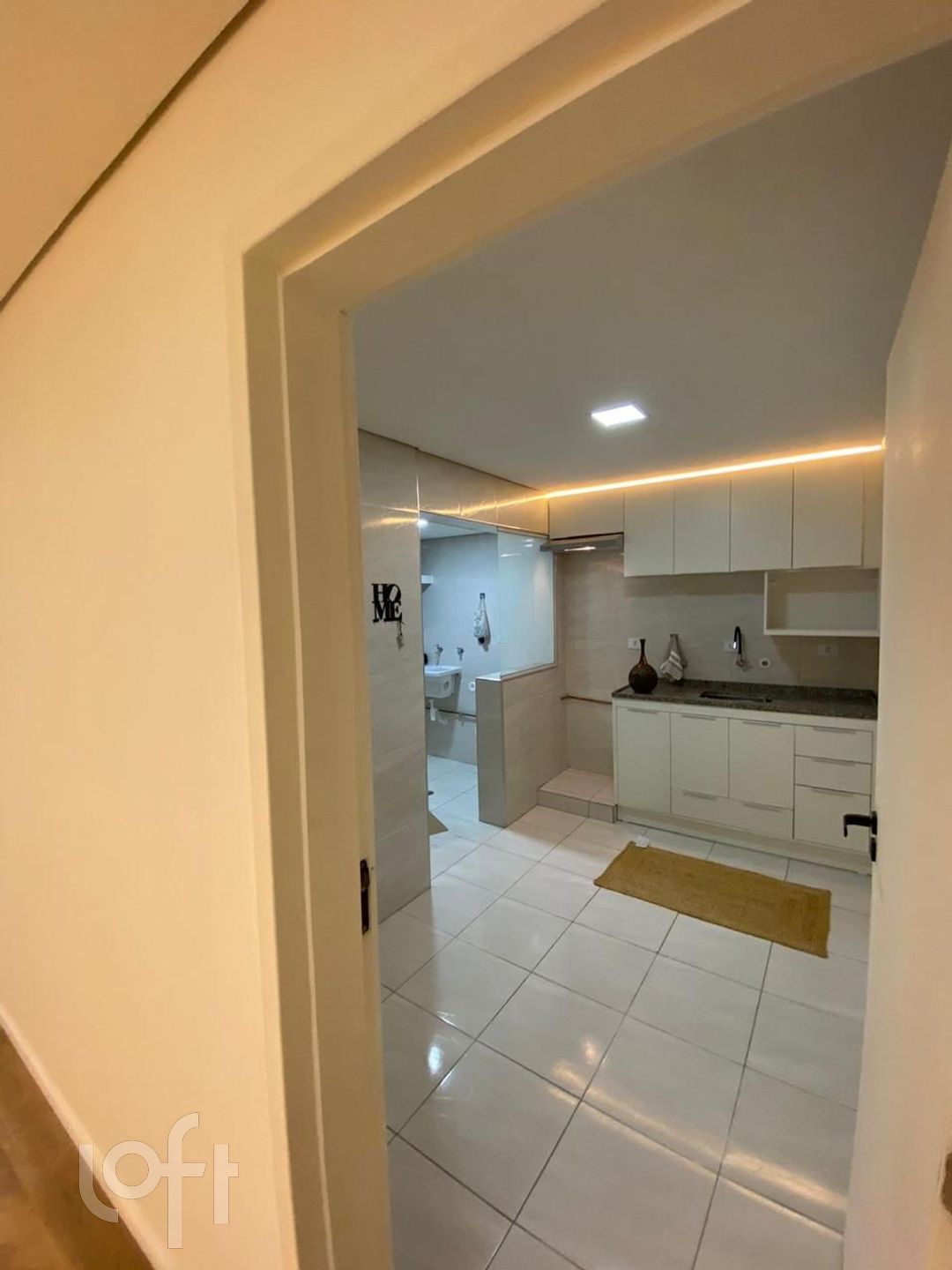 Apartamento à venda com 2 quartos, 64m² - Foto 33