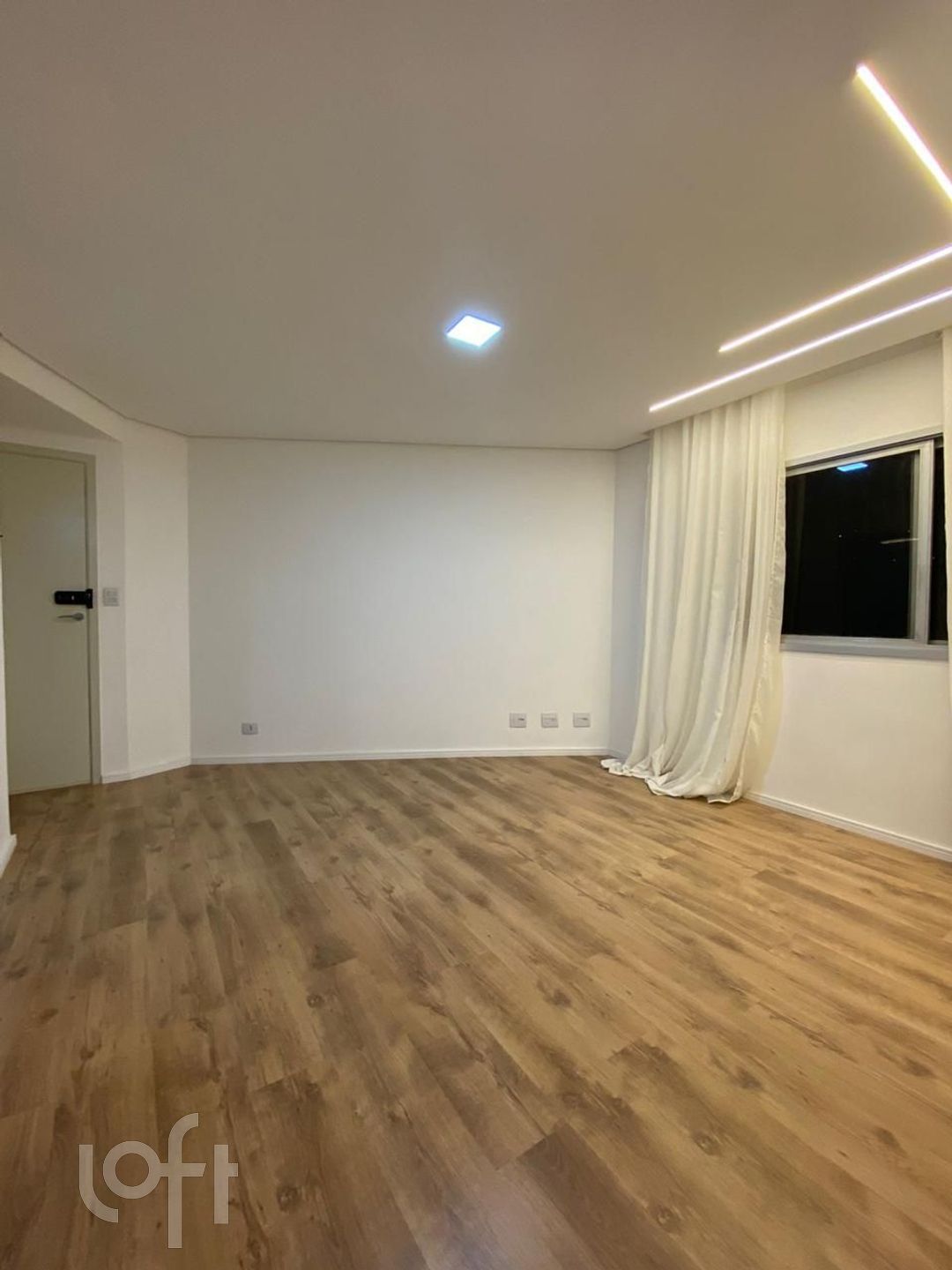 Apartamento à venda com 2 quartos, 64m² - Foto 17