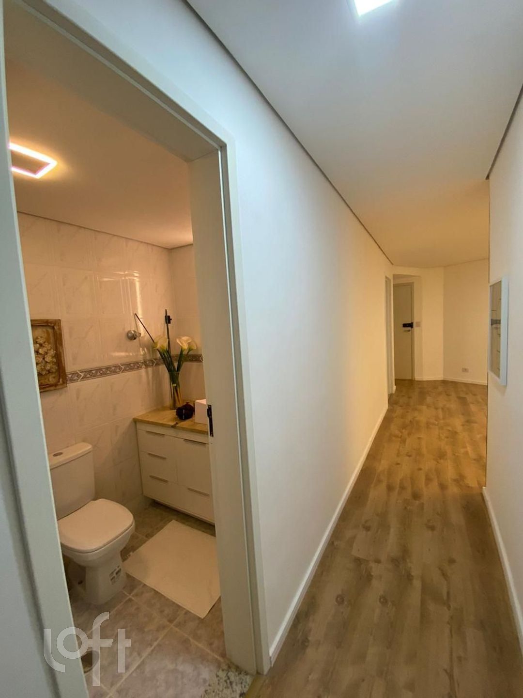 Apartamento à venda com 2 quartos, 64m² - Foto 31