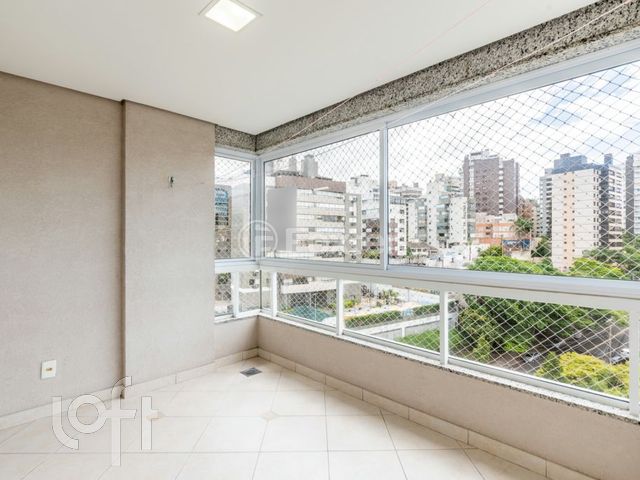 Apartamento com 102m², 2 dormitórios, 1 suíte, 2 vagas, Bela Vista em Porto Alegre
