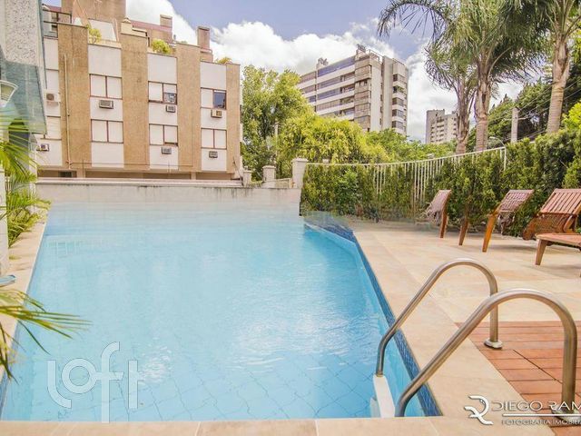 Apartamento com 102m², 2 dormitórios, 1 suíte, 2 vagas, Bela Vista em Porto Alegre