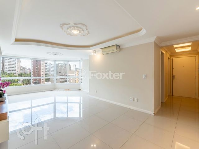 Apartamento com 102m², 2 dormitórios, 1 suíte, 2 vagas, Bela Vista em Porto Alegre