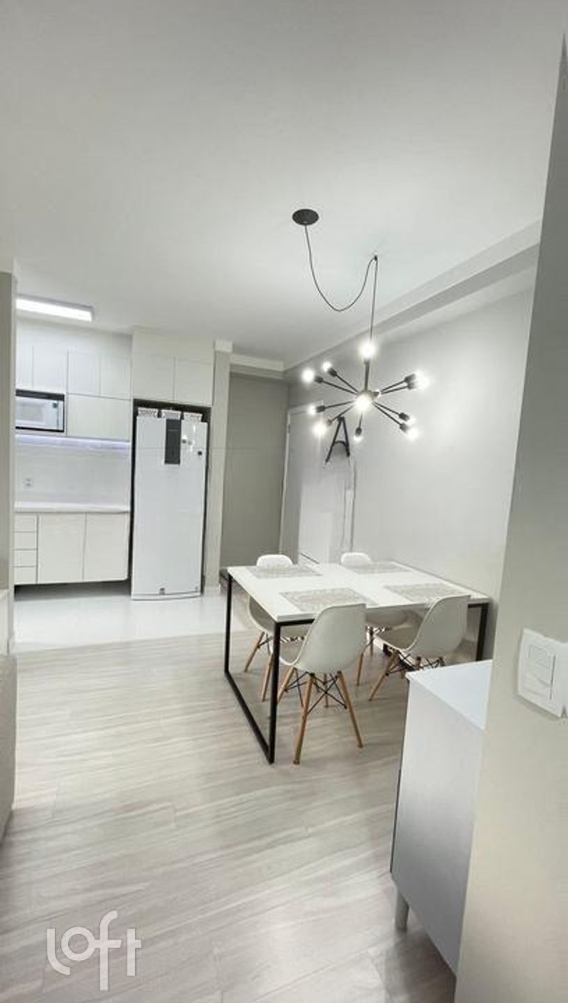 Apartamento à venda com 2 quartos, 63m² - Foto 4