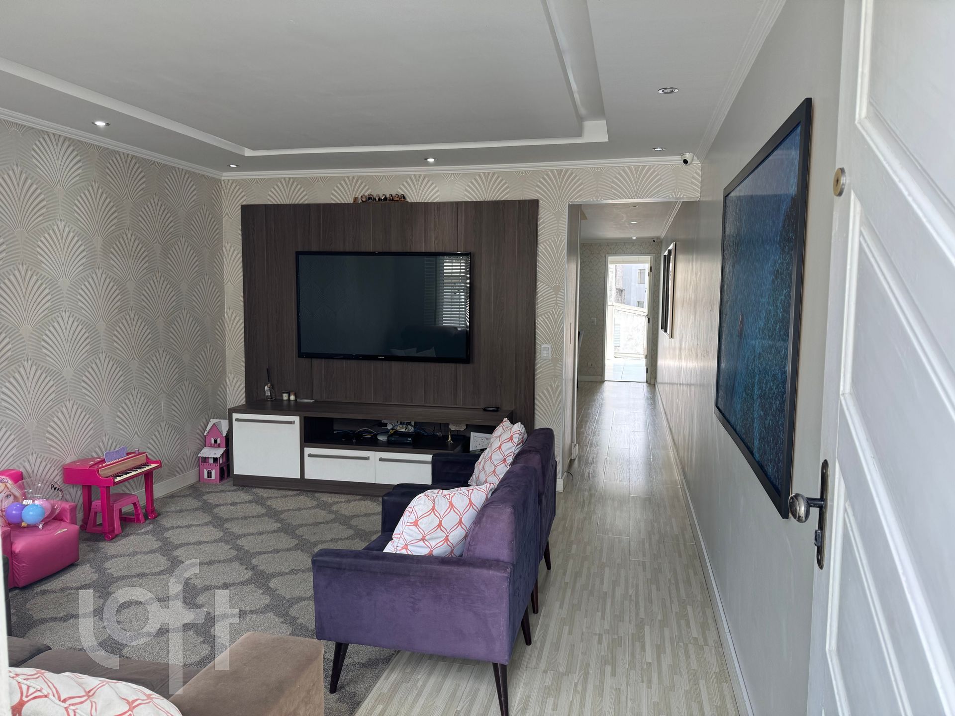 Casa à venda com 3 quartos, 165m² - Foto 2