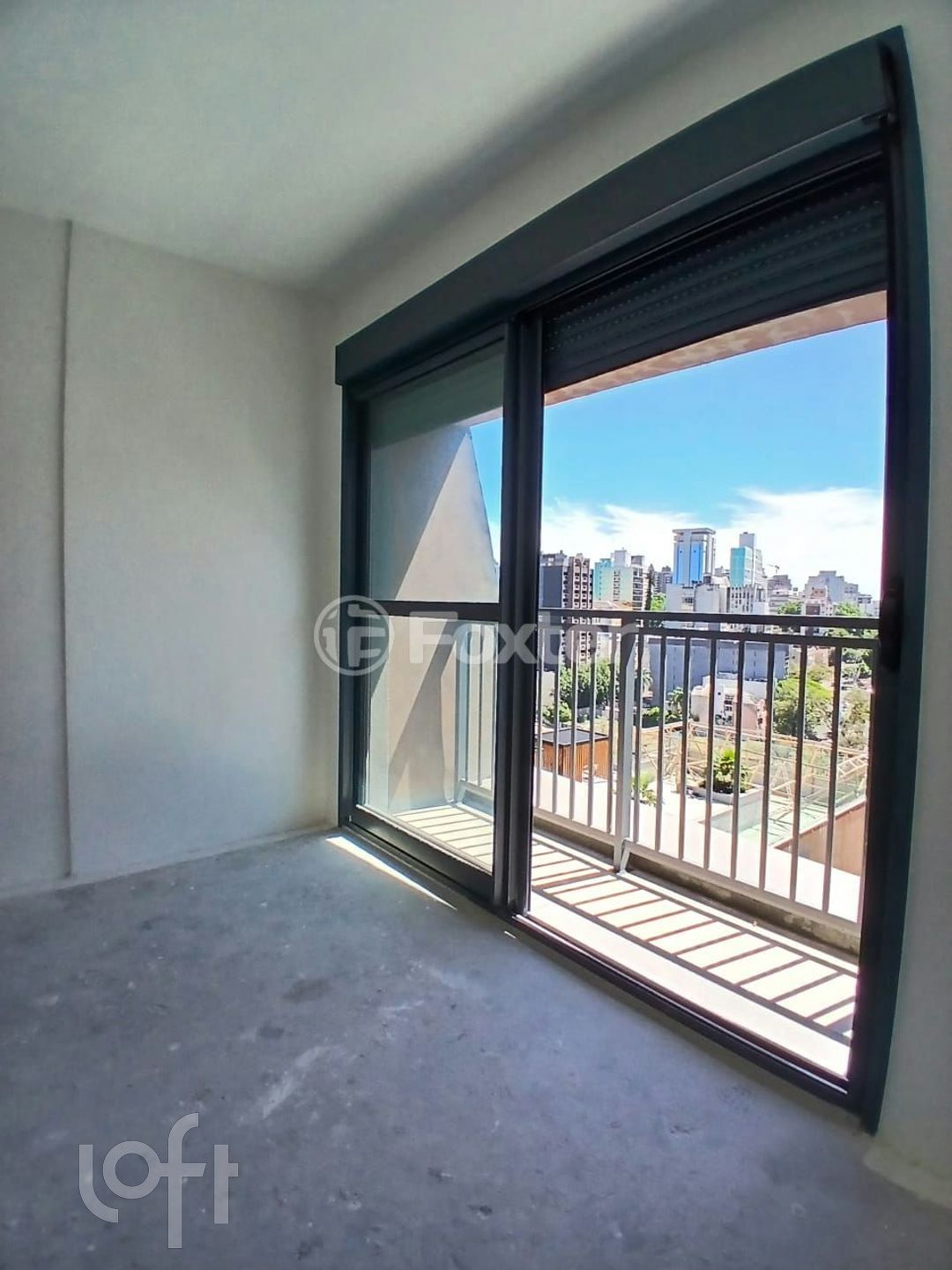 Apartamento com 24m², 1 dormitório, 1 vaga, Rio Branco em Porto Alegre