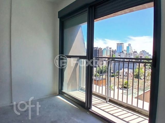 Apartamento com 24m², 1 dormitório, 1 vaga, Rio Branco em Porto Alegre