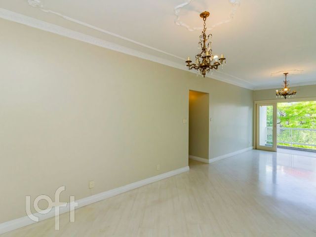 Apartamento com 142m², 3 dormitórios, 1 vaga, Independência em Porto Alegre