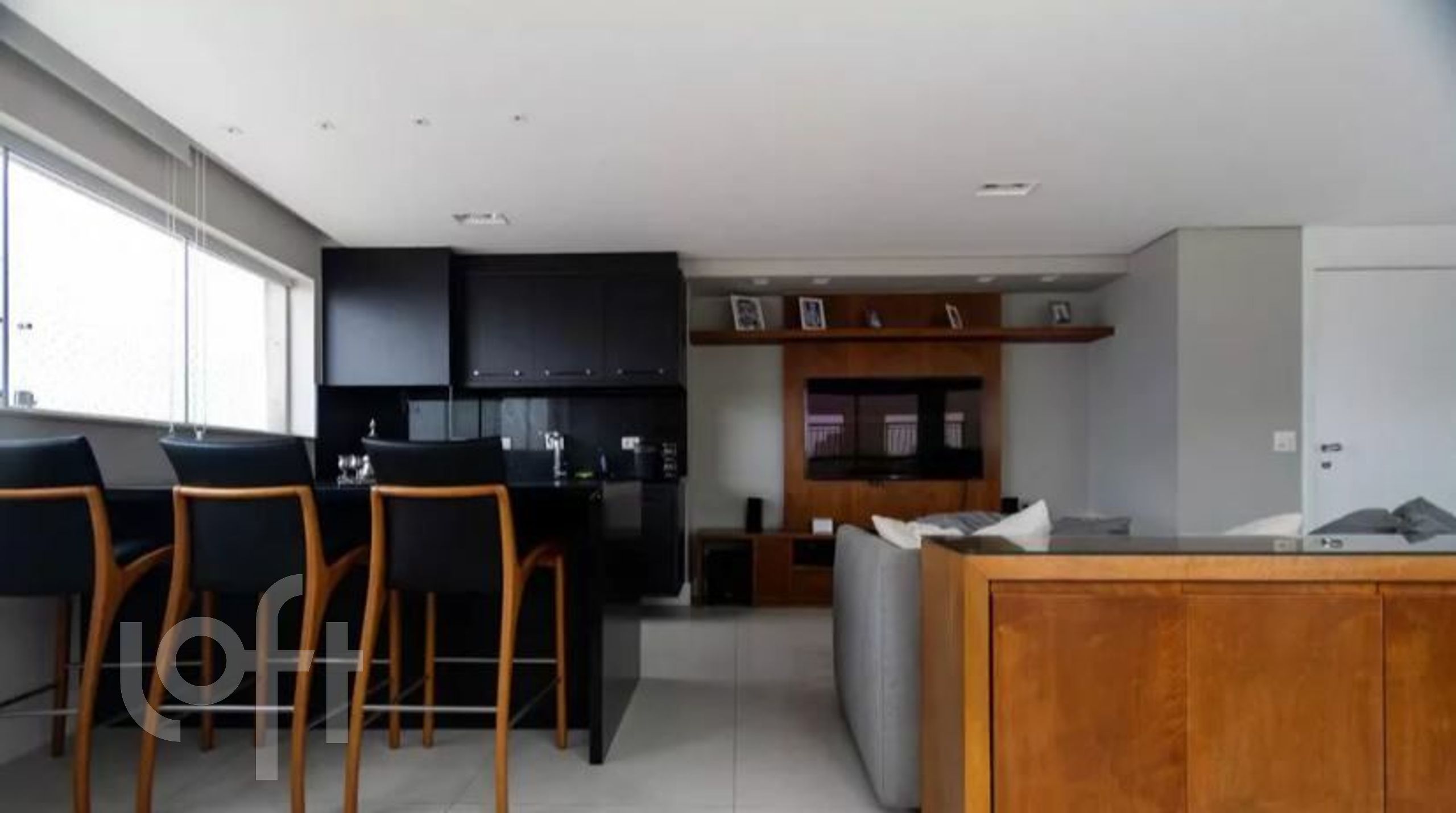 Apartamento à venda com 4 quartos, 230m² - Foto 25