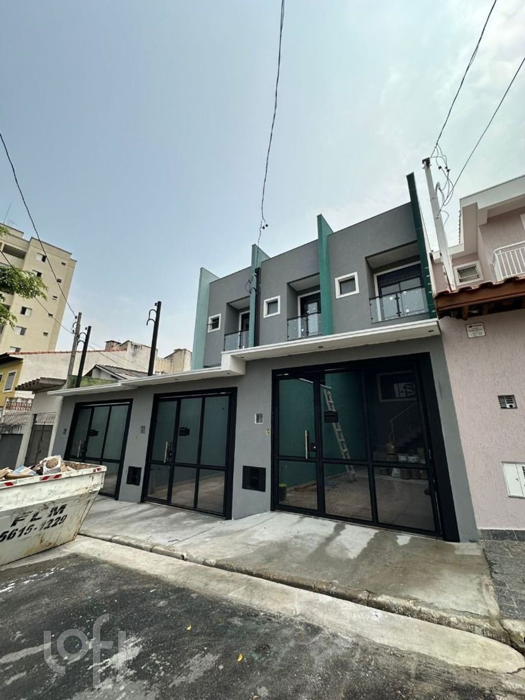 Casa à venda com 3 quartos, 100m² - Foto 2