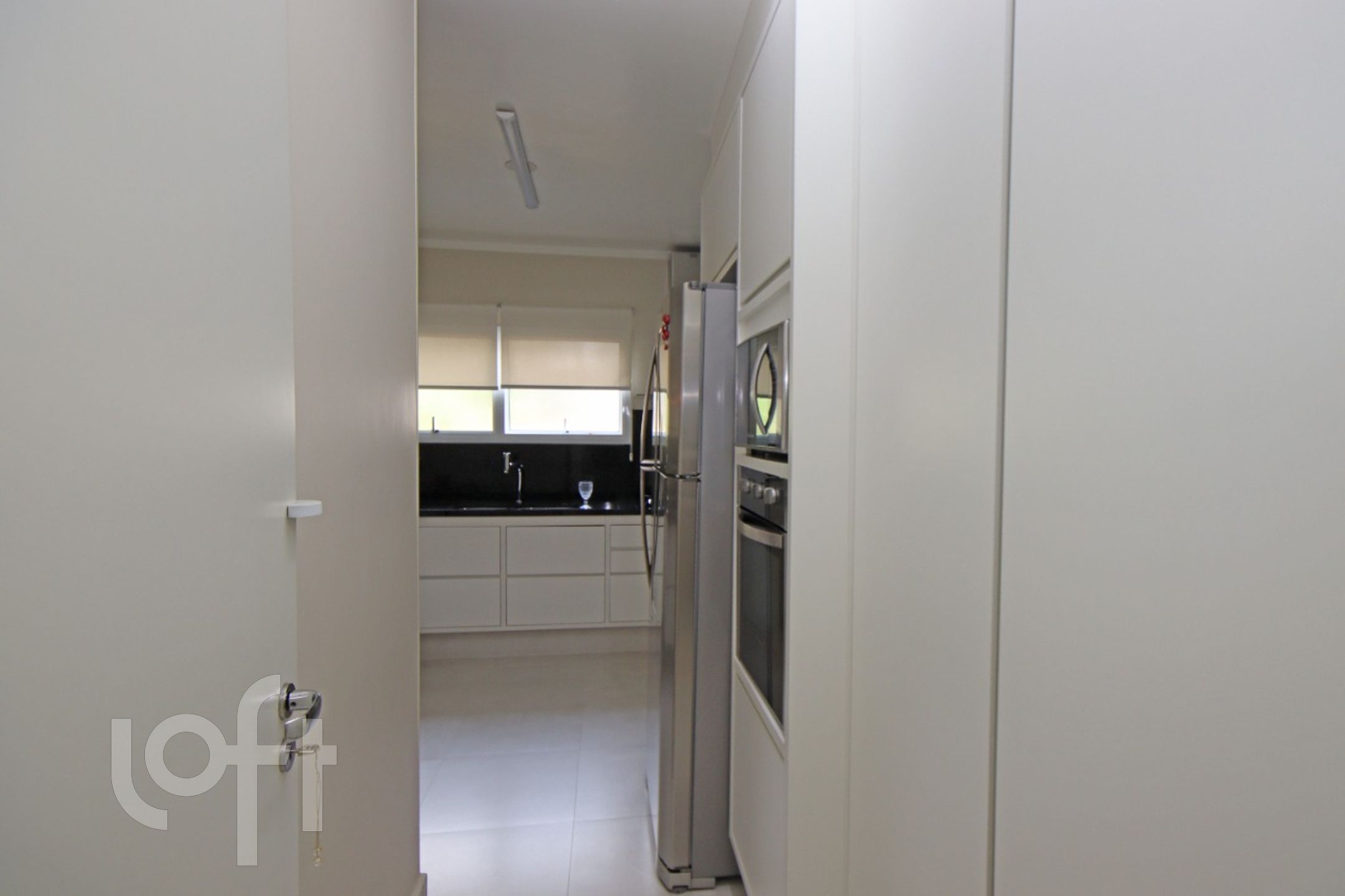 Apartamento à venda com 4 quartos, 240m² - Foto 30