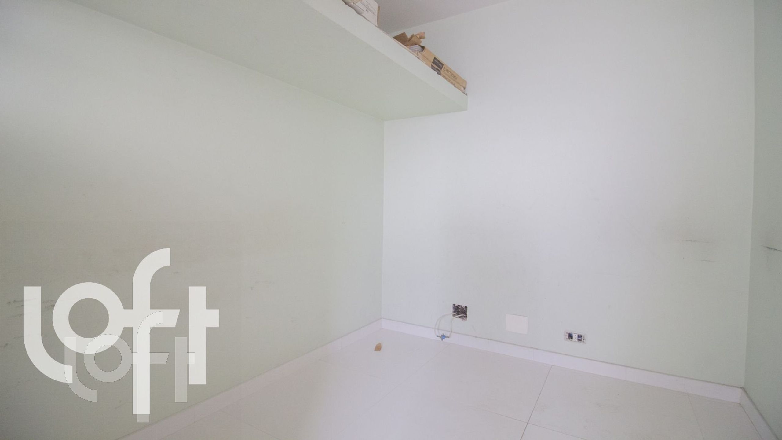 Apartamento à venda com 4 quartos, 198m² - Foto 6