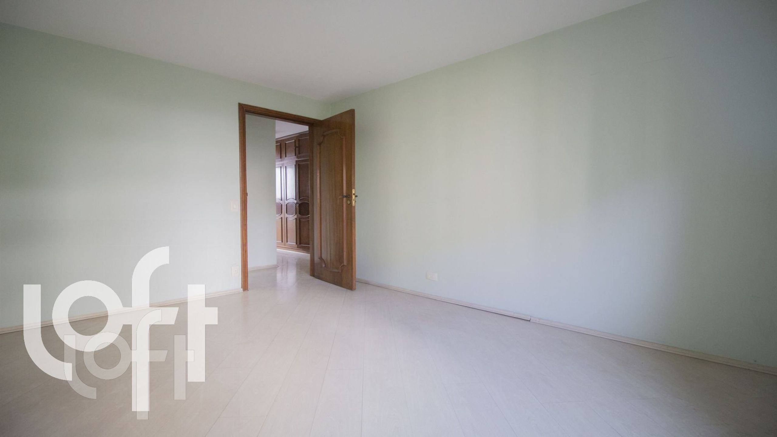 Apartamento à venda com 4 quartos, 198m² - Foto 14