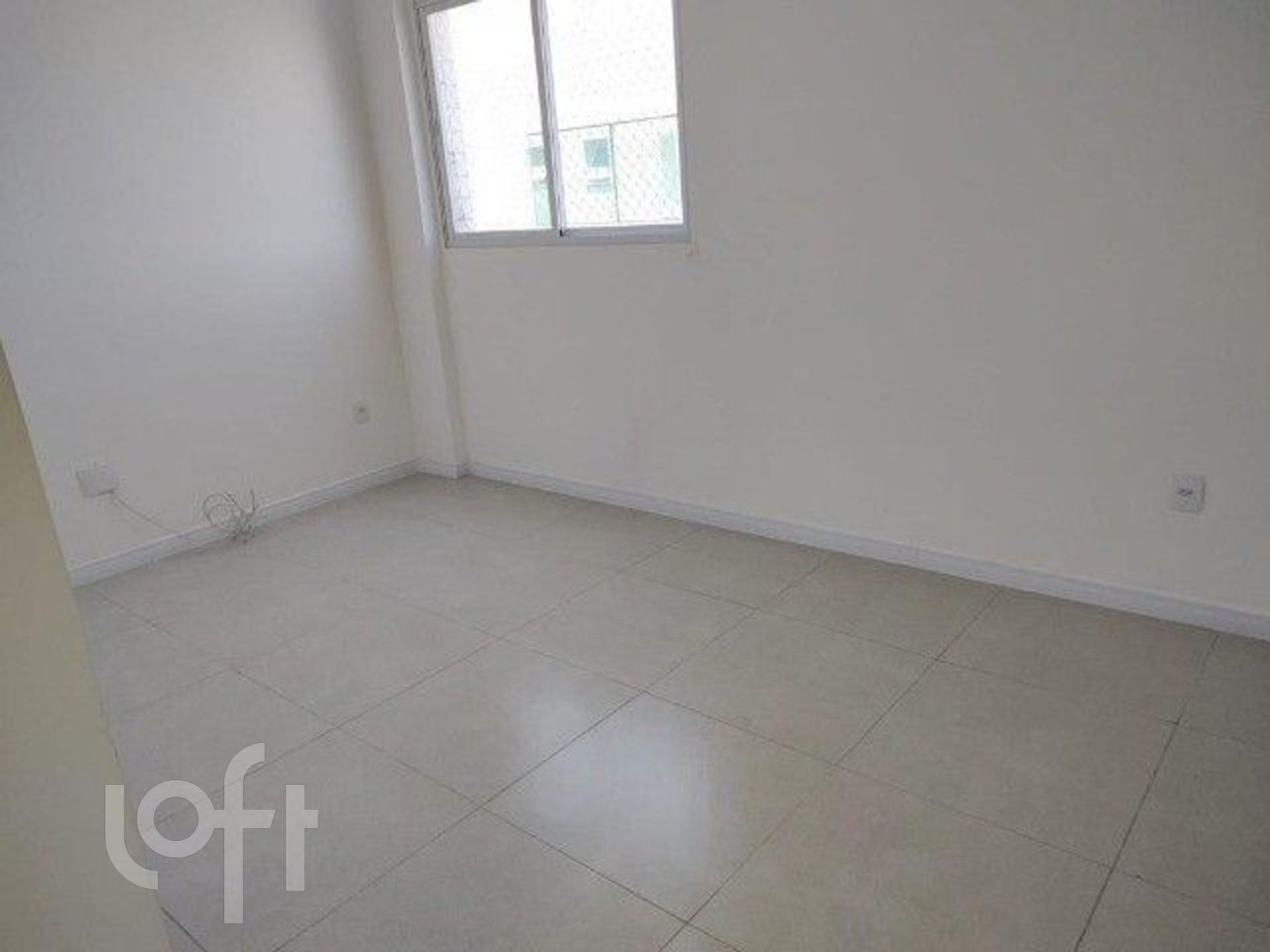 Apartamento à venda com 4 quartos, 180m² - Foto 12