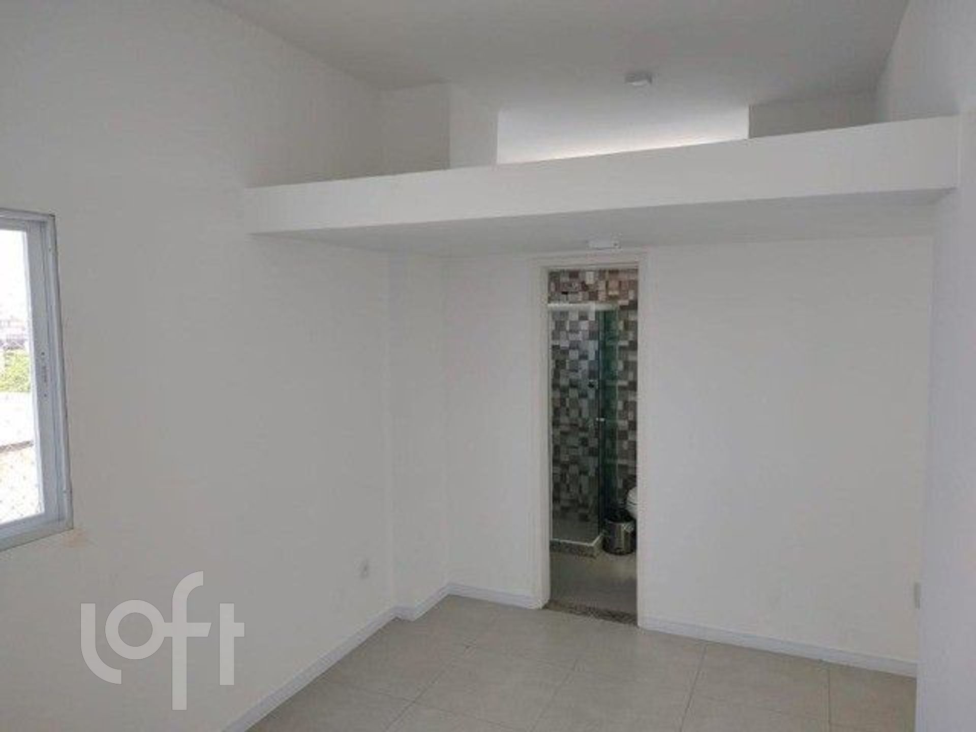 Apartamento à venda com 4 quartos, 180m² - Foto 14