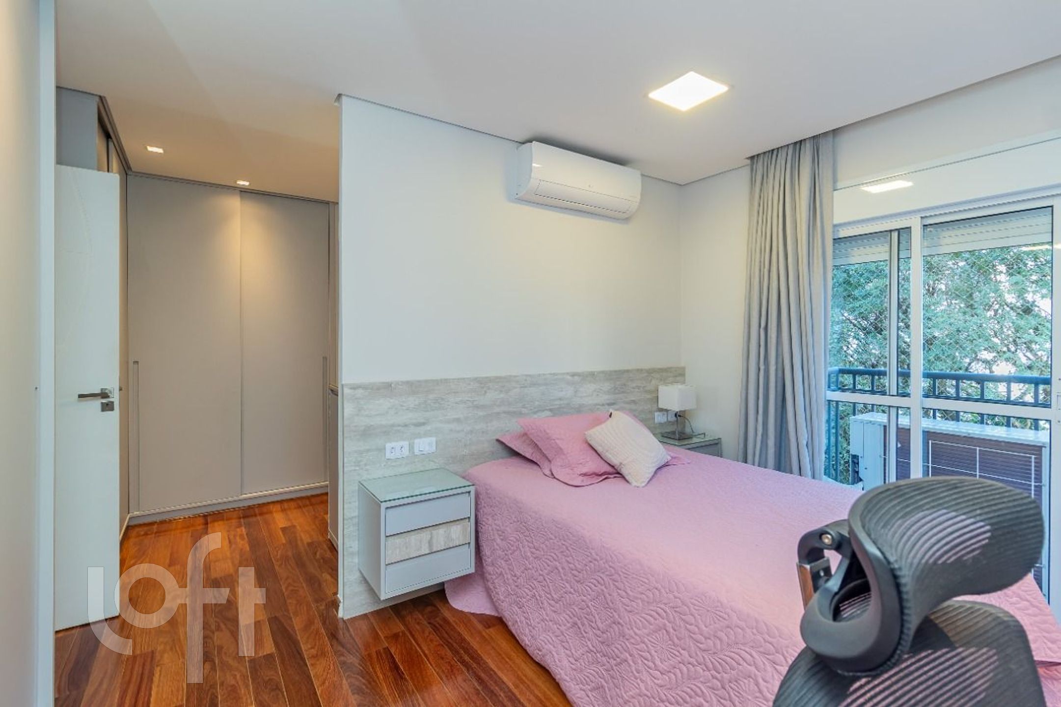Apartamento à venda com 4 quartos, 176m² - Foto 10