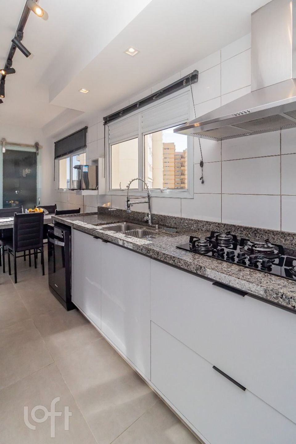 Apartamento à venda com 4 quartos, 176m² - Foto 45