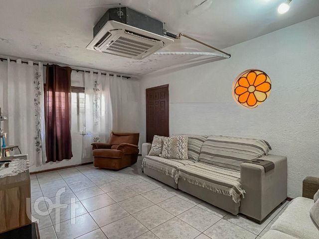 Casa com 377m², 4 dormitórios, 2 vagas, Cristo Redentor em Porto Alegre