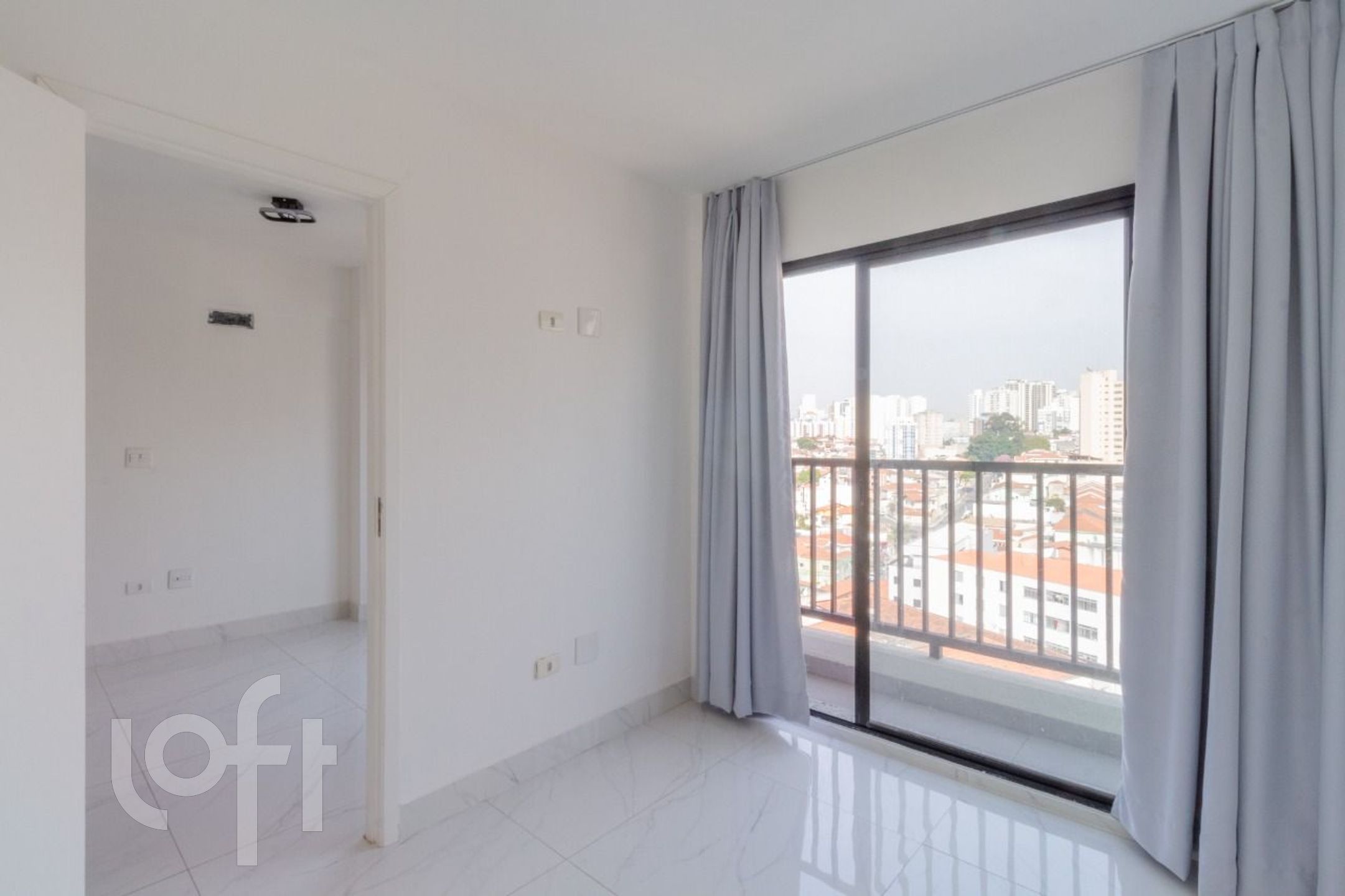 Apartamento à venda com 1 quarto, 30m² - Foto 4