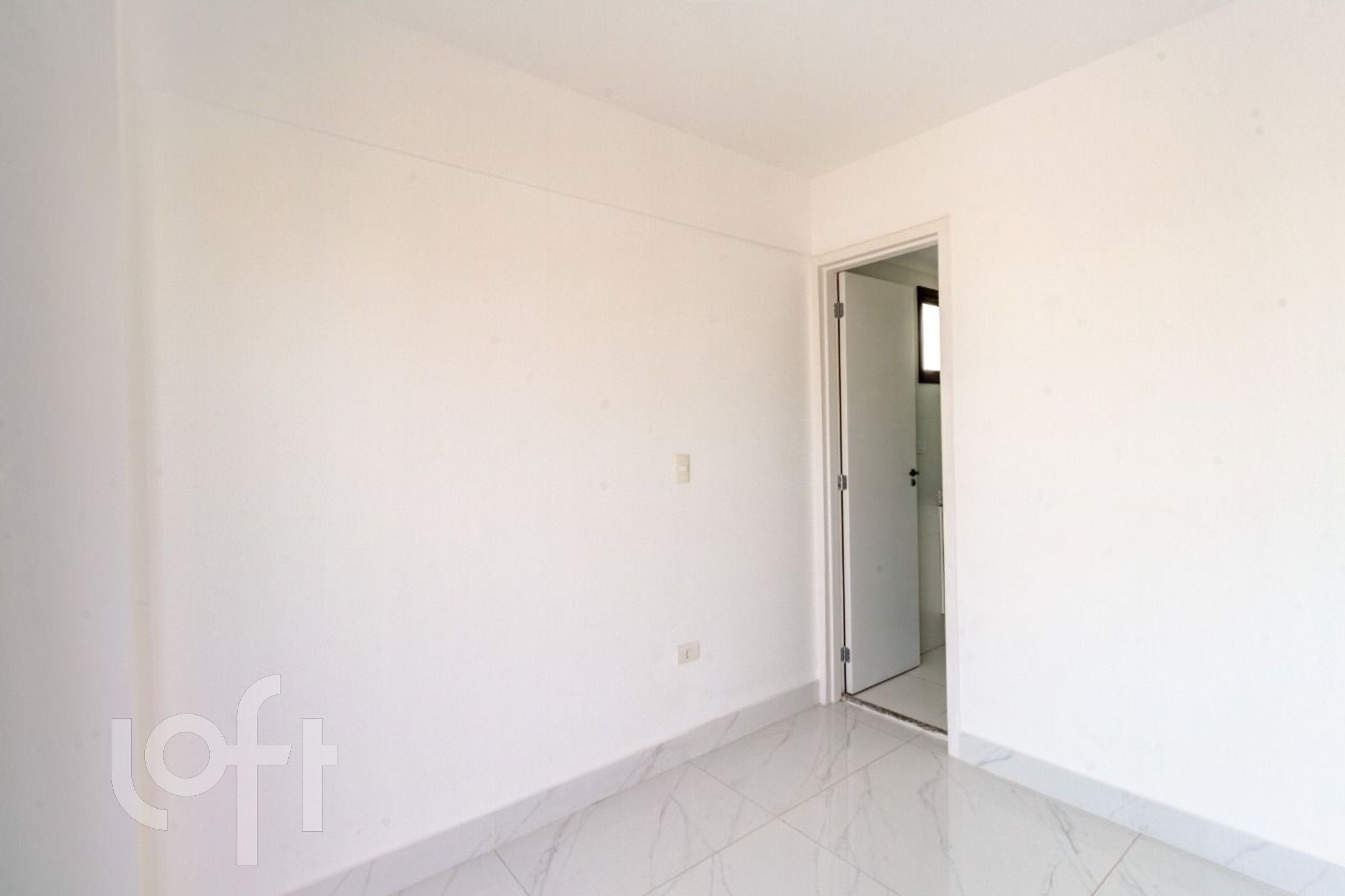 Apartamento à venda com 1 quarto, 30m² - Foto 11