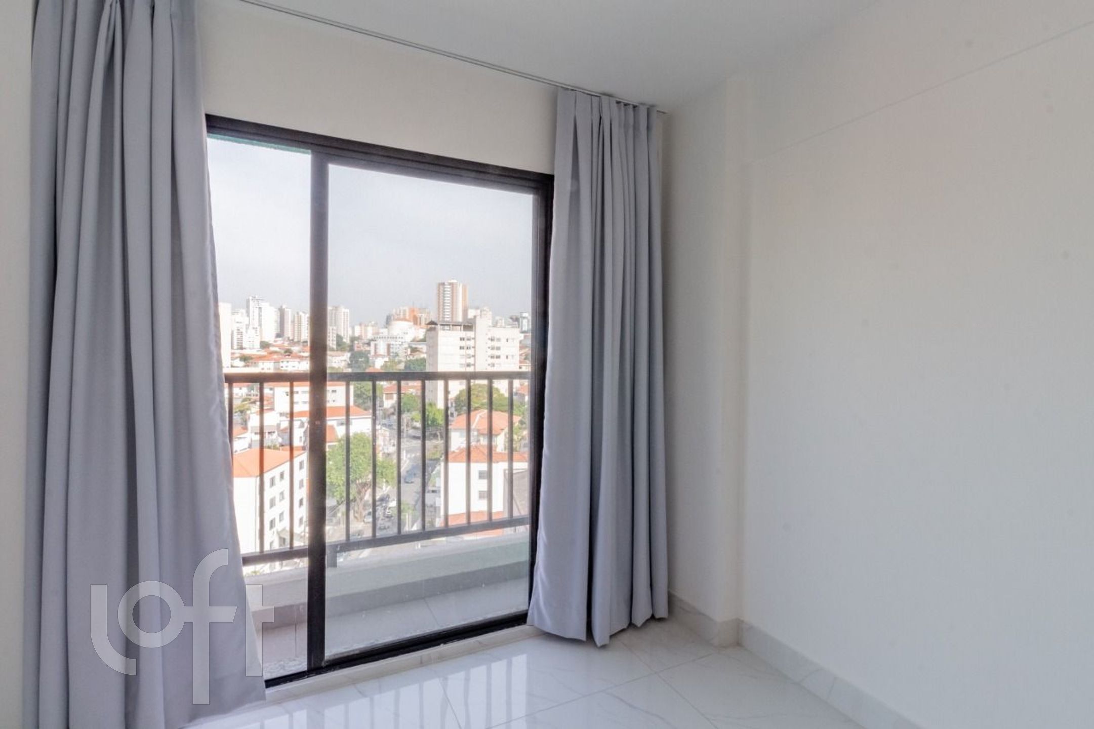 Apartamento à venda com 1 quarto, 30m² - Foto 3