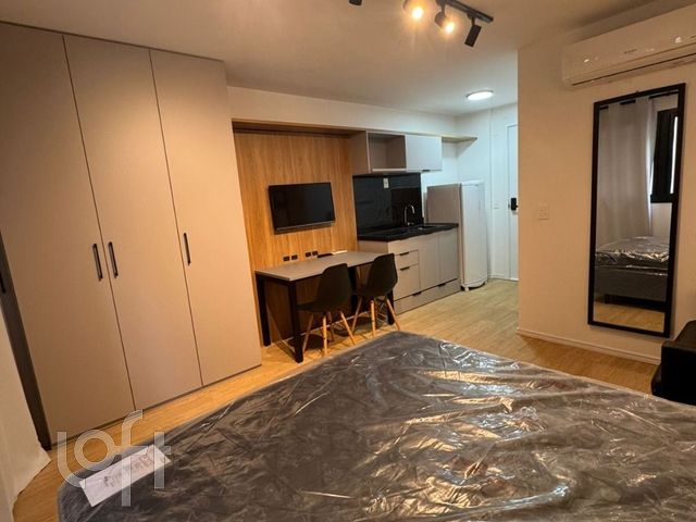 Apartamento com 25m², 1 dormitório, 1 suíte, Boa Vista em Porto Alegre