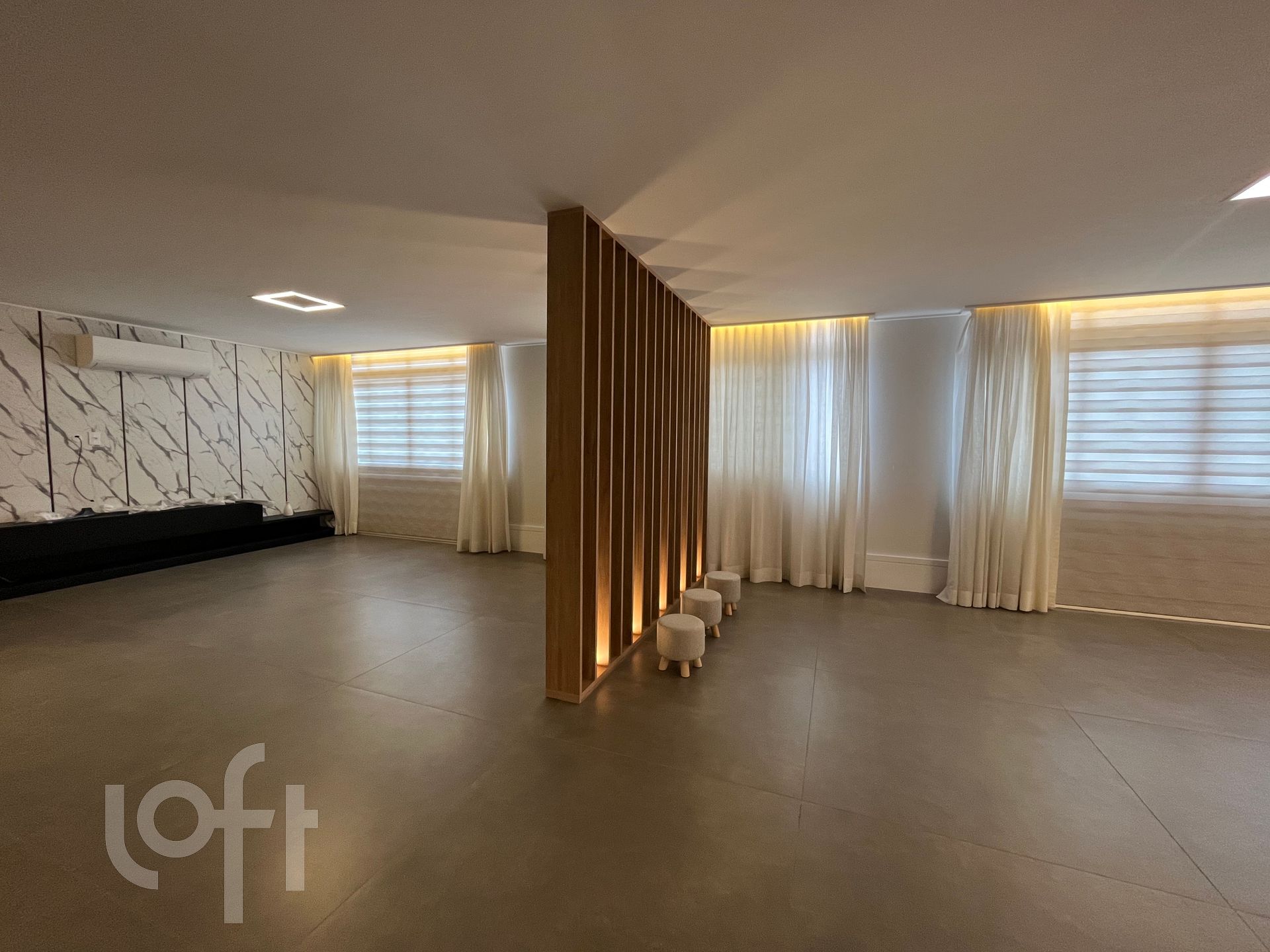 Apartamento à venda com 1 quarto, 306m² - Foto 3