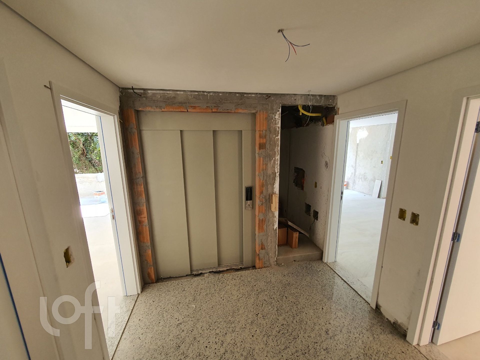 Apartamento à venda com 3 quartos, 304m² - Foto 19