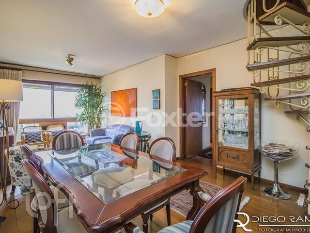 Apartamento com 223m², 3 dormitórios, 1 suíte, 2 vagas, Boa Vista em Porto Alegre