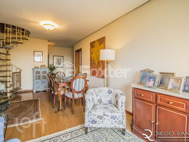 Apartamento com 223m², 3 dormitórios, 1 suíte, 2 vagas, Boa Vista em Porto Alegre