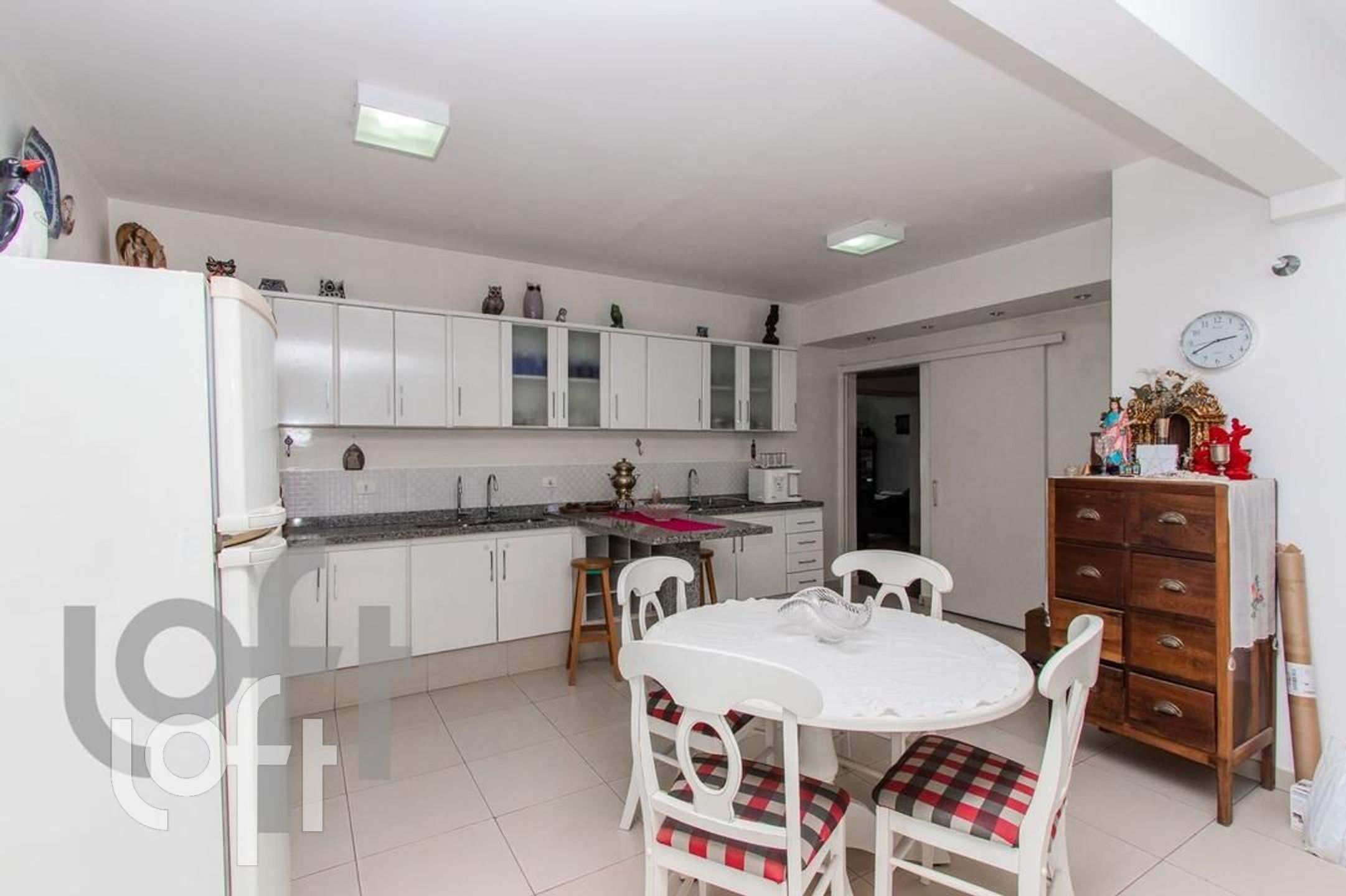 Apartamento à venda com 3 quartos, 300m² - Foto 28