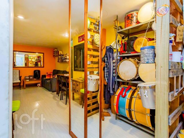 Apartamento com 112m², 2 dormitórios, Cidade Baixa em Porto Alegre